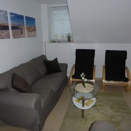 Haus Sonja - Ferienwohnung Mit Terrasse Binz