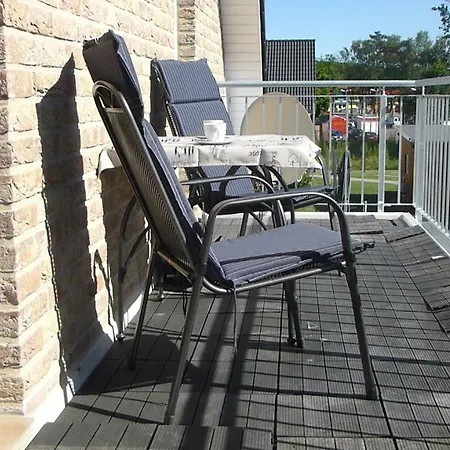 Haus Sonja - Ferienwohnung Mit Terrasse Appartamento Binz