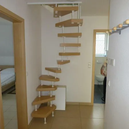 Haus Sonja - Ferienwohnung Mit Terrasse Binz